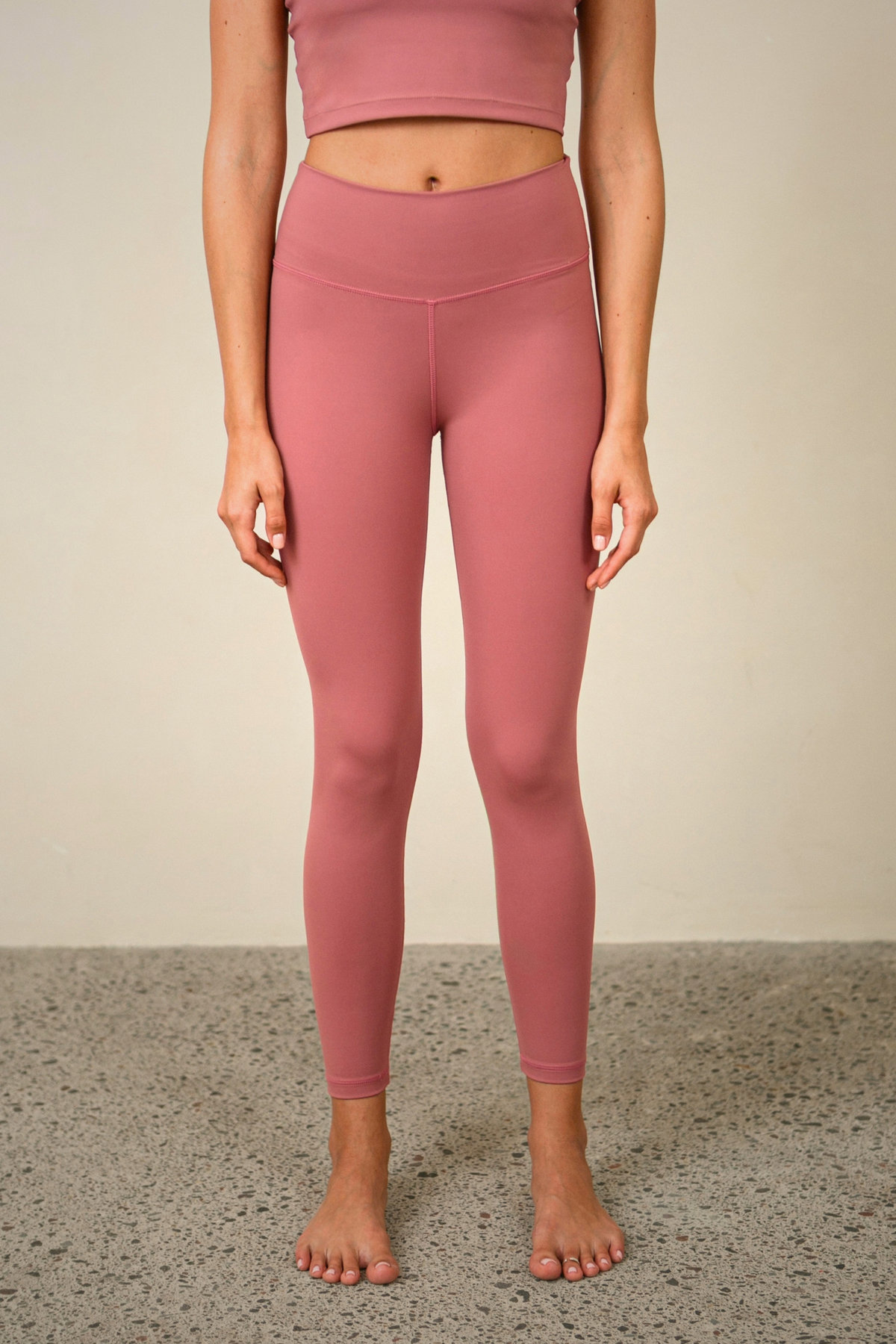The SERENITY legging · Rosa Sienna
