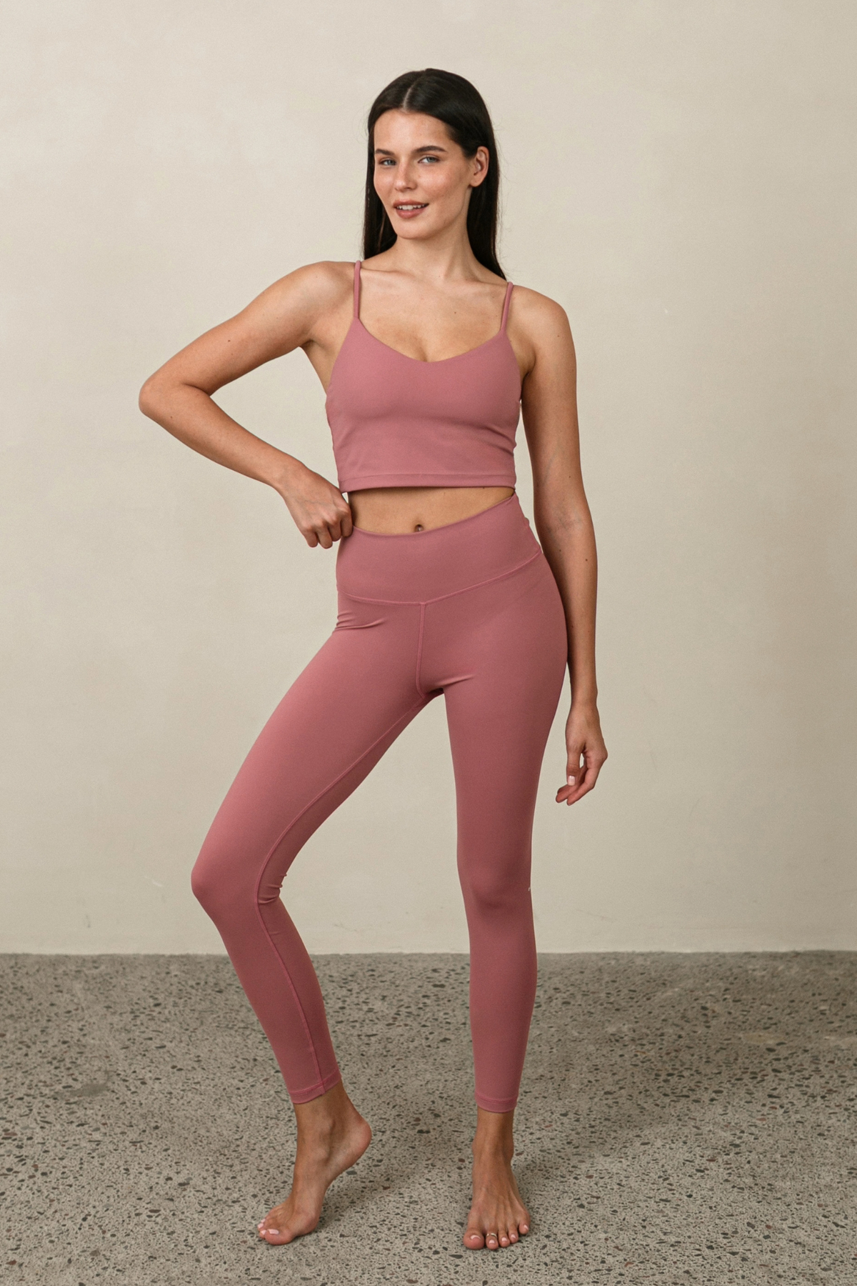 The SERENITY legging · Rosa Sienna